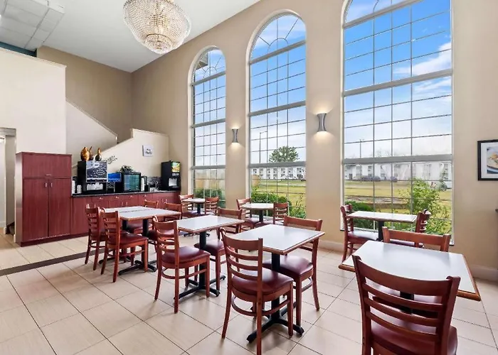 Western Airport 2* Moline
