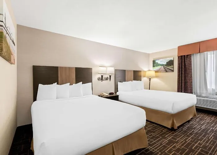 Hotel Western Airport 2*